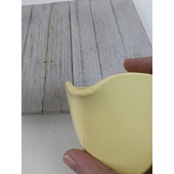 Vintage Spaulding Ware Chicago Melamine Melmac Yellow Creamer - Picture 7 of 7